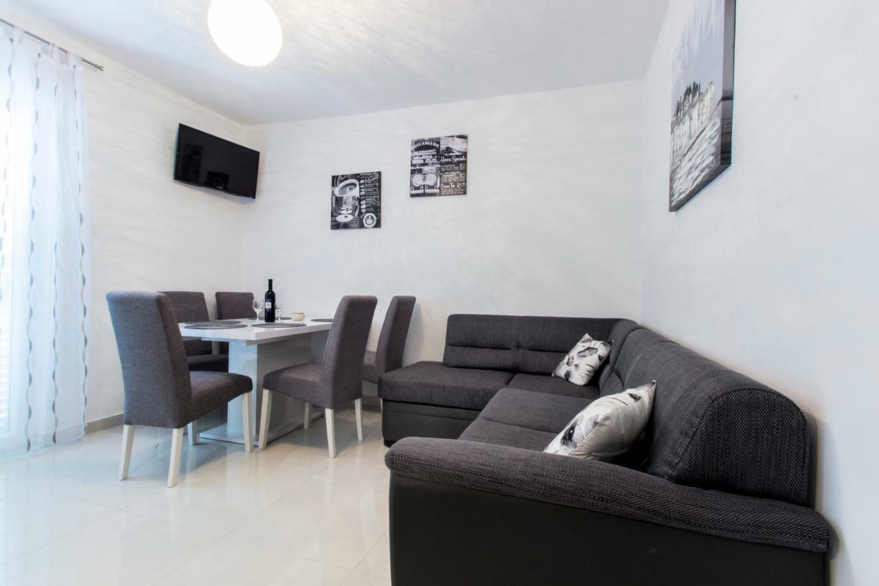 Apartmani Vesna Grebaštica 外观 照片